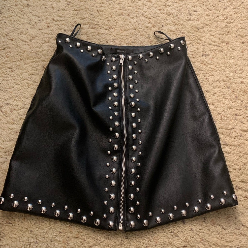 Forever 21 faux leather skirt
